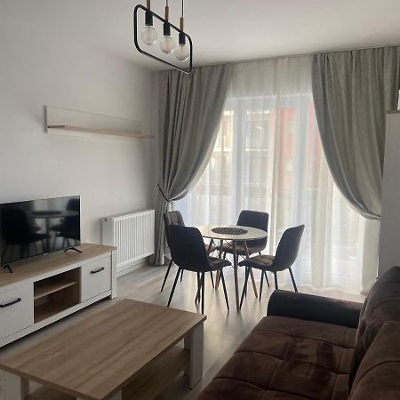 Divany Apartaments - Coresi Mall Brasov Exterior photo